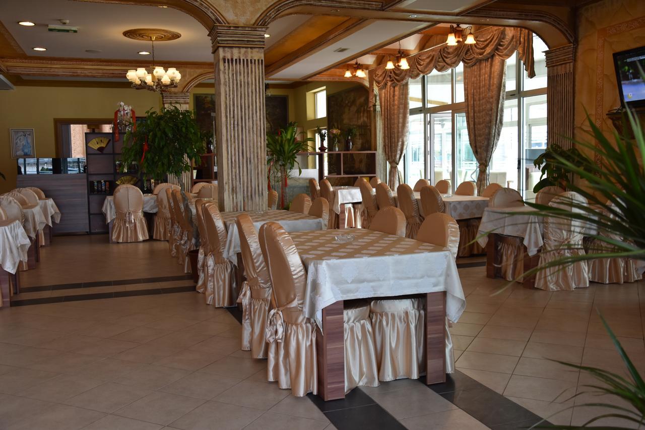 Hotel & Restaurant Great Wall - Airport Сараево Экстерьер фото
